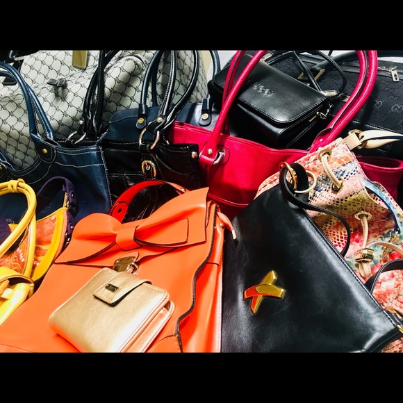 PREVIEWluggage/handbags//totes/satchels/minis/more - Picture 2 of 8